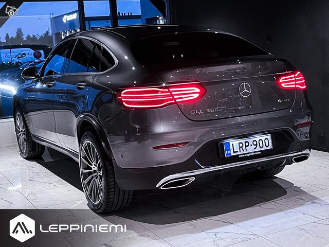 Mercedes-Benz GLC 8