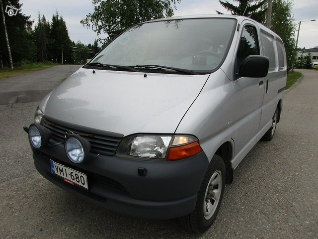 Toyota Hiace, kuva 1