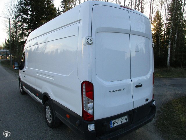 Ford Transit 5