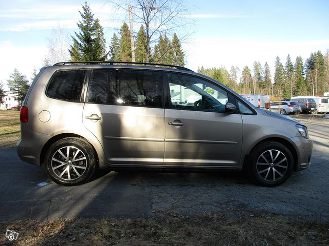 Volkswagen Touran 3