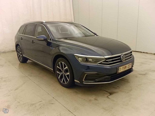 Volkswagen Passat, kuva 1