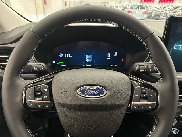 Ford Kuga 23