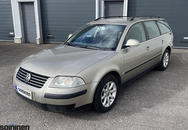 Volkswagen Passat 1