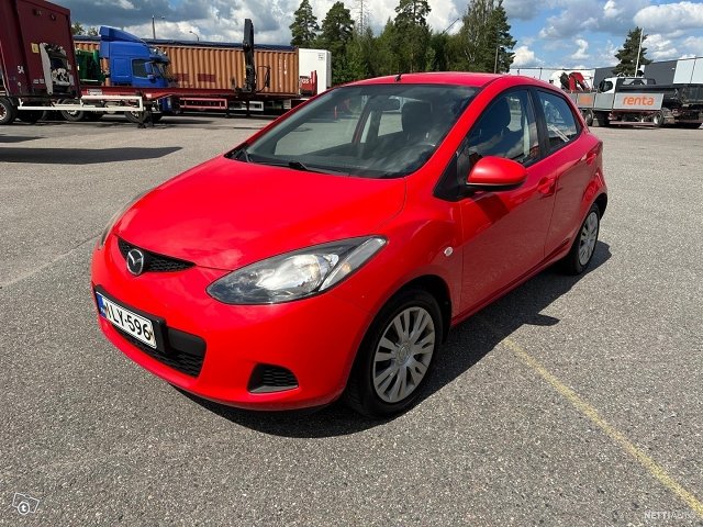 Mazda 2