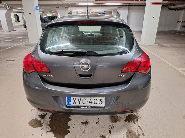 Opel Astra 5