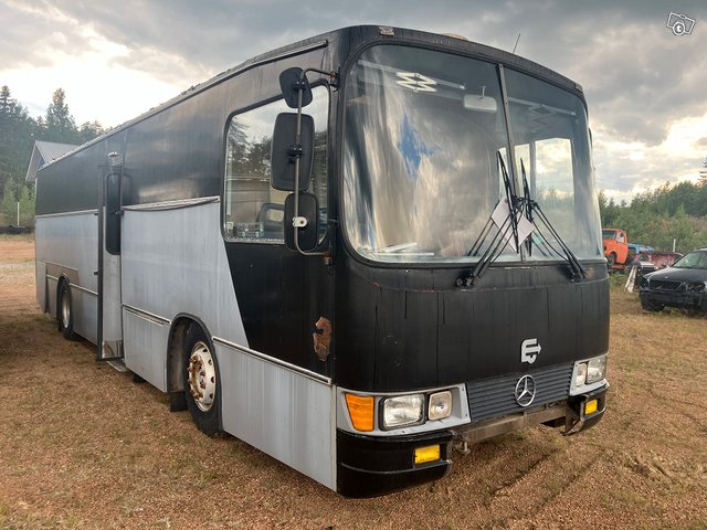 Mercedes-Benz matkailubussi projekti., kuva 1