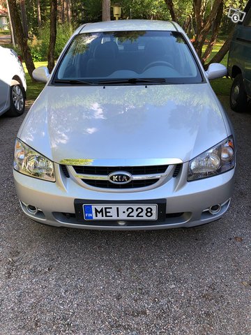 KIA Cerato, kuva 1