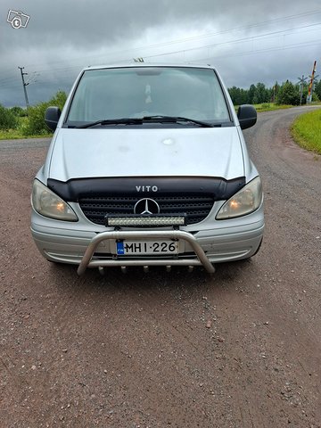 Mercedes-Benz Vito 4