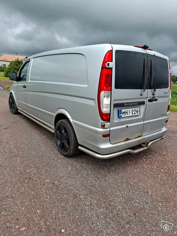 Mercedes-Benz Vito 5