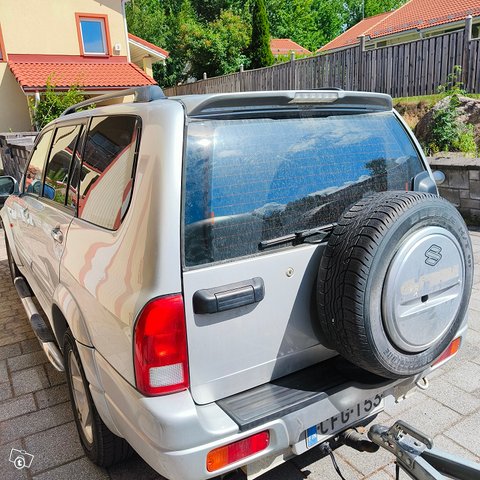 Suzuki Grand Vitara, kuva 1