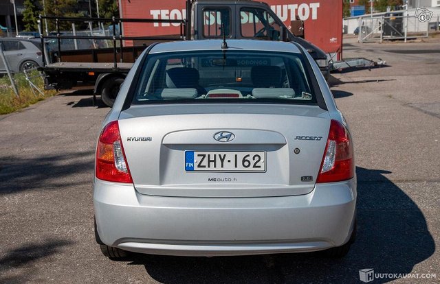 Hyundai Accent 3