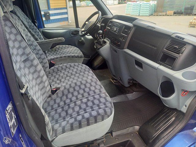 Ford Transit 4