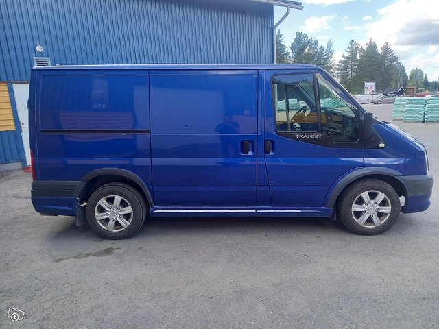 Ford Transit 8