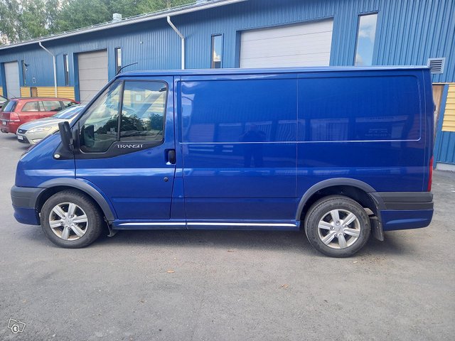 Ford Transit 12