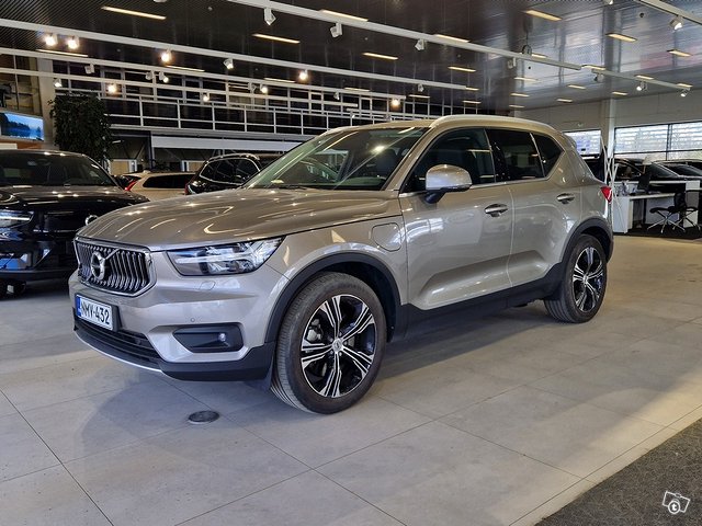 VOLVO XC40, kuva 1