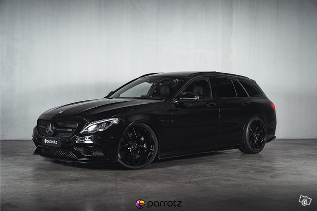 Mercedes-Benz C 63 AMG, kuva 1