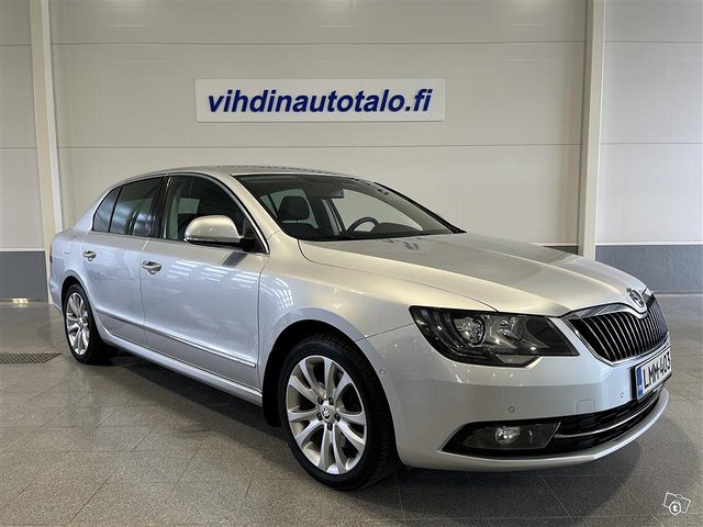 SKODA SUPERB, kuva 1