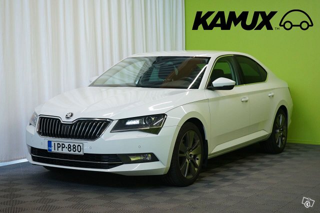 Skoda Superb 8