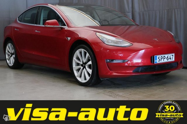 Tesla Model 3 1