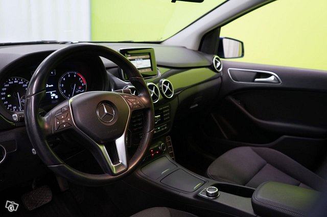 Mercedes-Benz B 11