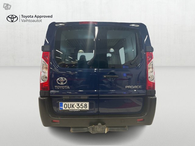 TOYOTA PROACE 4