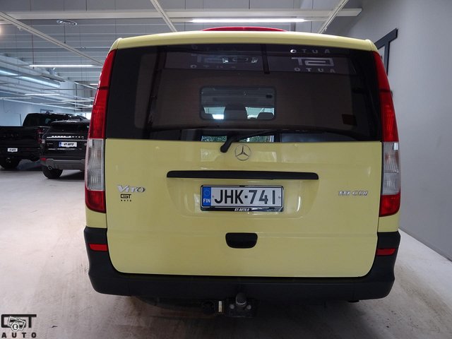 Mercedes-Benz Vito 10