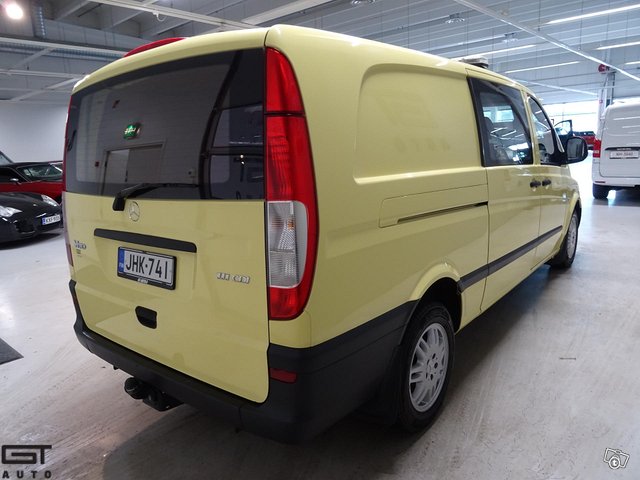 Mercedes-Benz Vito 11