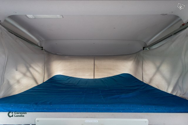 Knaus Travel Liner 710 GH 14