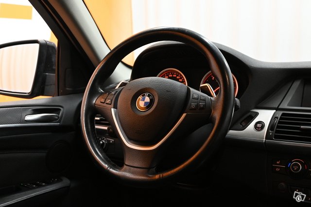 BMW X6 14