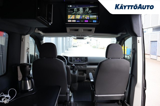 VOLKSWAGEN Crafter 23