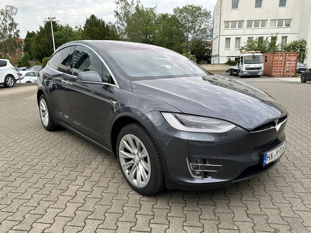 Tesla Model X, kuva 1