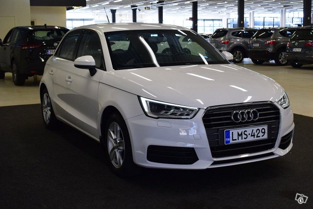 AUDI A1 3