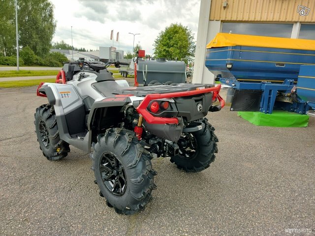 Can-Am Outlander 2