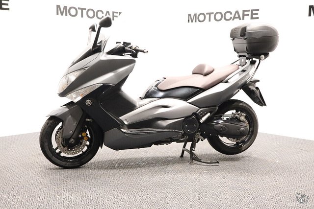 Yamaha T-Max 8