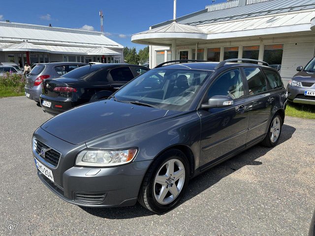 Volvo V50