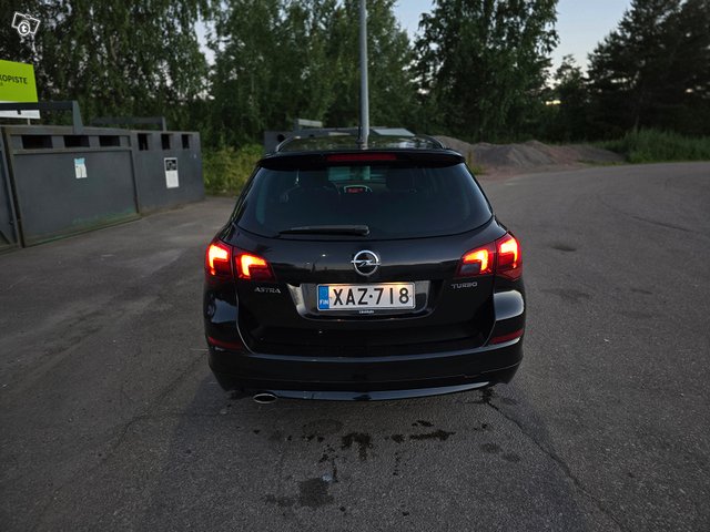 Opel Astra, kuva 1