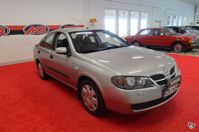 NISSAN Almera 4