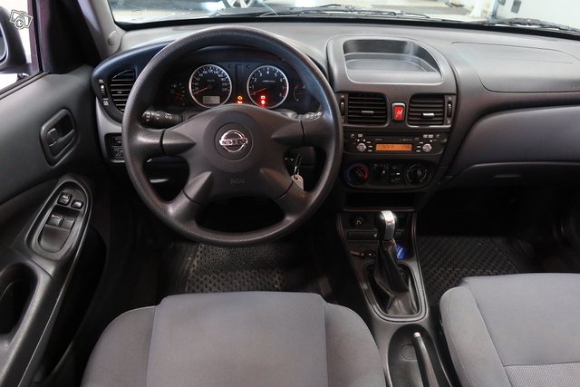 NISSAN Almera 8