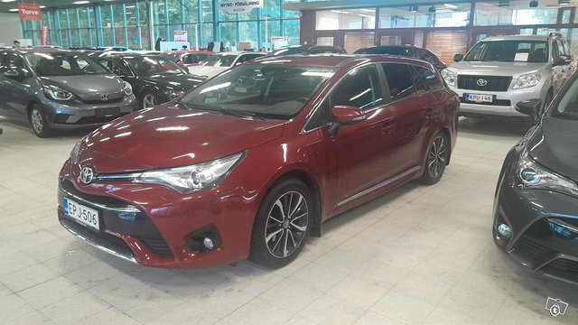 Toyota Avensis, kuva 1