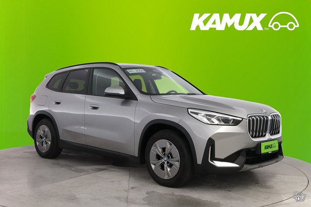 BMW IX1, kuva 1