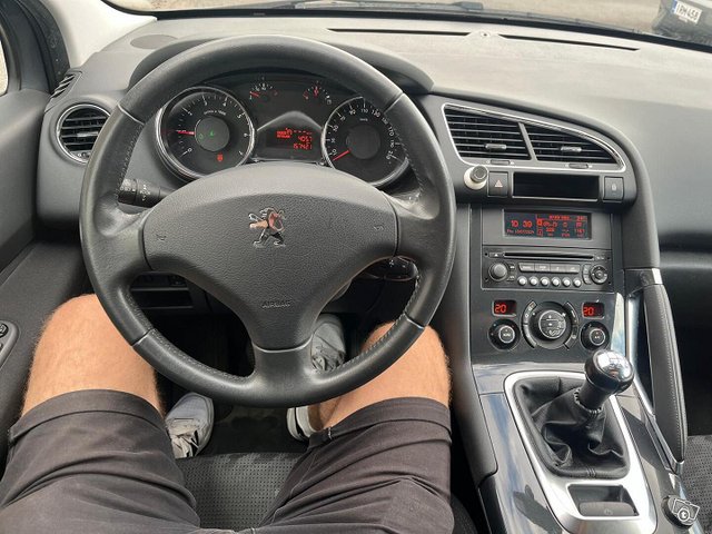 Peugeot 3008 6