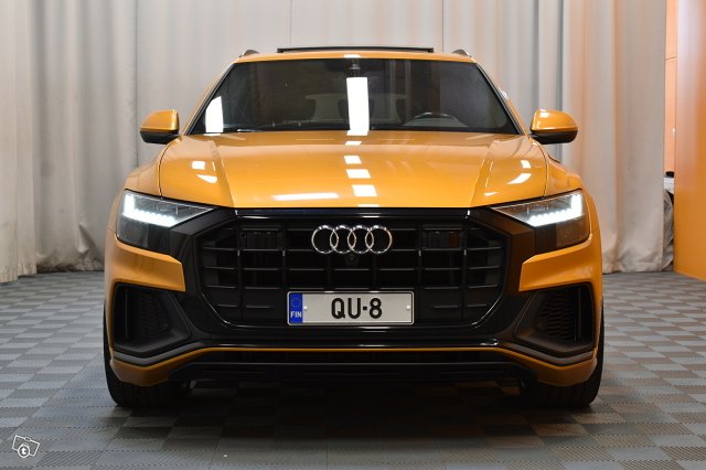 Audi Q8 2