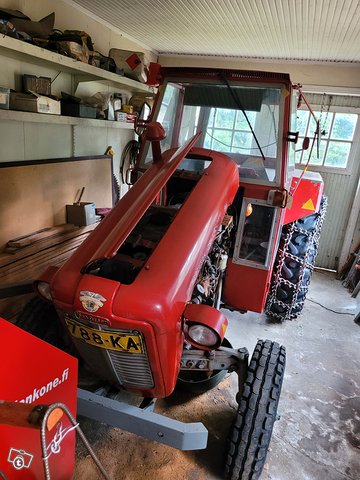 Massey Ferguson 35 Deluxe, kuva 1