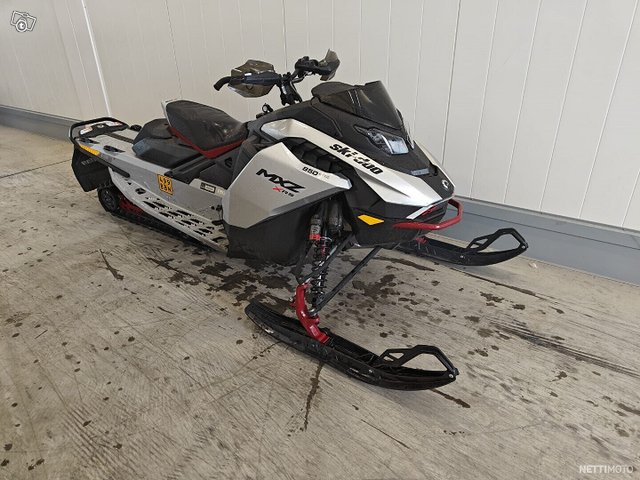 Ski-Doo MX Z, kuva 1