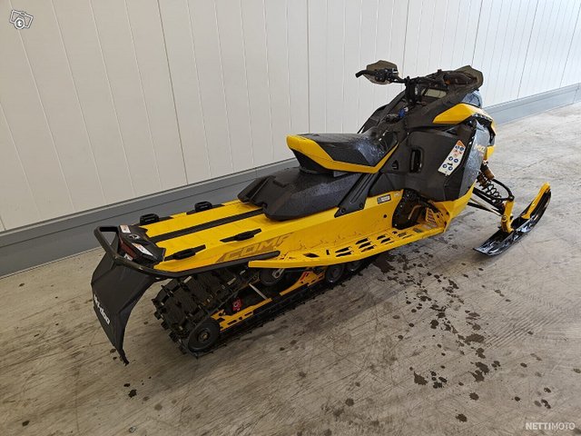 Ski-Doo MX Z 2