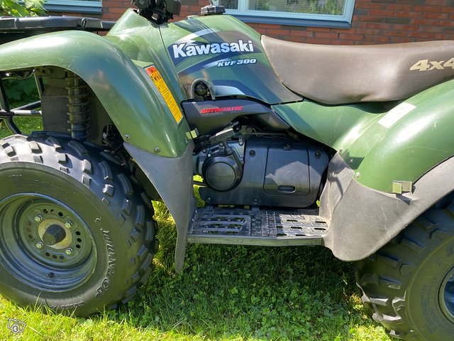 Kawasaki KWF 300, kuva 1