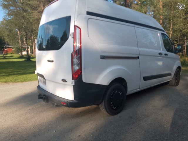 Ford Transit Custom 3