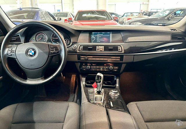 BMW 520 16