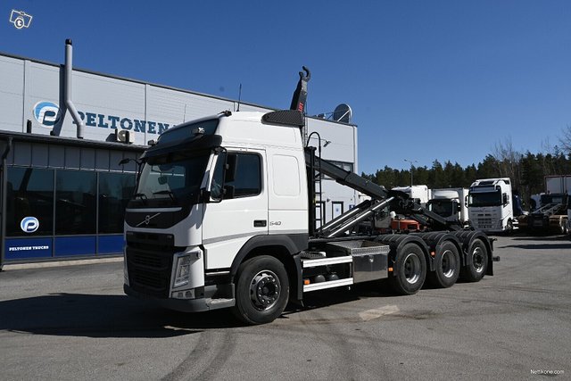 Volvo FM540 8x4*4 Tridem Koukkuauto, kuva 1