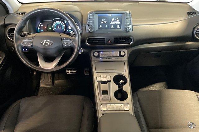 Hyundai KONA 7